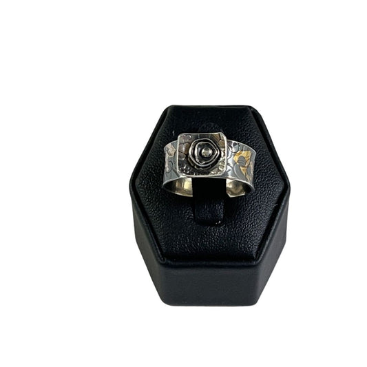 24K Gold and oxidized silver ring with embossed work and rosette center